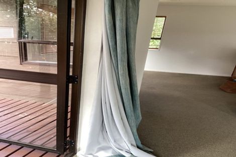 Photo of property in 3/13 Aorangi Place, Birkenhead, Auckland, 0626