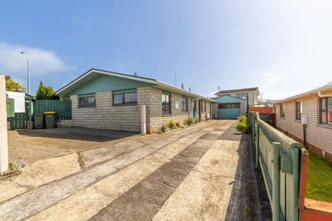 Photo of property in 1 Camellia Avenue, Bell Block, New Plymouth, 4312