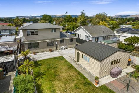 Photo of property in 19 Galway Avenue, Hokowhitu, Palmerston North, 4410