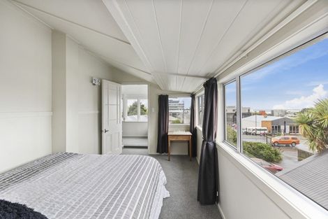 Photo of property in 55 Vivian Street, New Plymouth, 4310