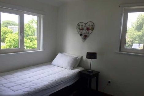 Photo of property in 84 Glandovey Road, Fendalton, Christchurch, 8052