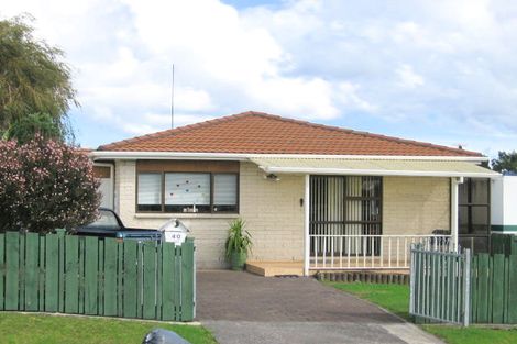 Photo of property in 40 Kereru Street, Henderson, Auckland, 0612