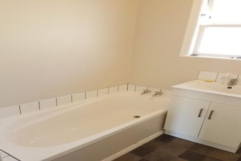 Photo of property in 28 Judd Crescent, Naenae, Lower Hutt, 5011