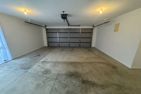 Photo of property in 1 Tir Conaill Avenue, Flat Bush, Auckland, 2019