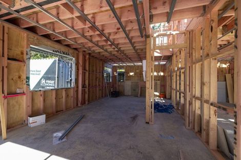 Photo of property in 105 Main Road, Wainuiomata, Lower Hutt, 5014