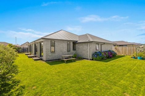 Photo of property in 25 Chris Drive, Rolleston, 7614