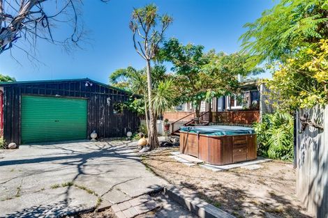 Photo of property in 1/422 Main North Road, Bay View, Napier, 4104