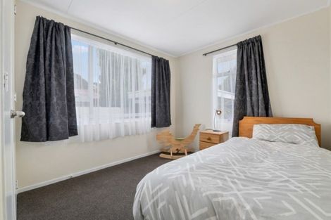 Photo of property in 9 Waihi Place, Westbrook, Palmerston North, 4412