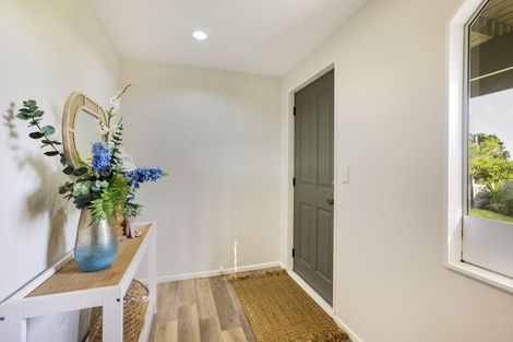 Photo of property in 83 The Esplanade, Raumati South, Paraparaumu, 5032