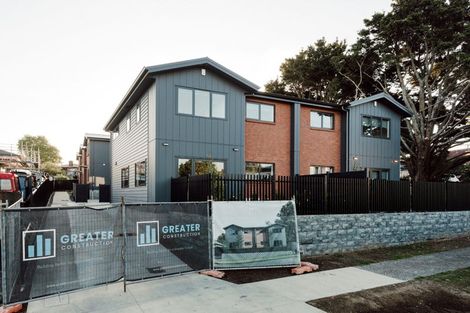 Photo of property in 15b Speedy Crescent, Hillcrest, Auckland, 0627