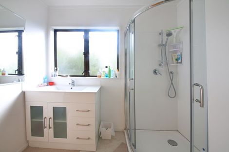 Photo of property in 2/137 Great South Road, Manurewa, Auckland, 2102