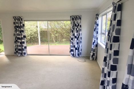 Photo of property in 1/79 Mountbatten Avenue, Hillcrest, Auckland, 0627