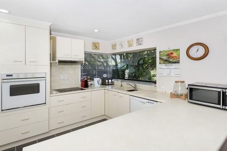 Photo of property in 43 Barnhill Crescent, Pahurehure, Papakura, 2113