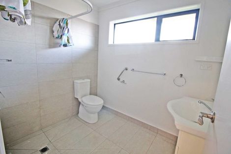 Photo of property in 18 Shrule Place, Huntington, Hamilton, 3210