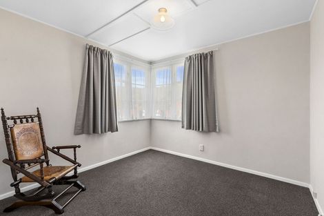 Photo of property in 17 Hewer Crescent, Naenae, Lower Hutt, 5011