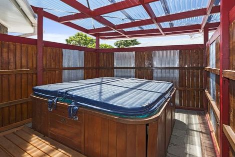 Photo of property in 43 Barnhill Crescent, Pahurehure, Papakura, 2113