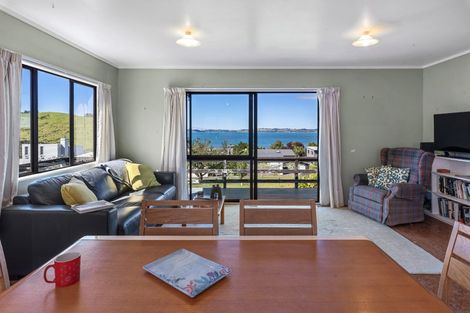 Photo of property in 10 Kookaburra Drive, Tawharanui Peninsula, Matakana, 0986
