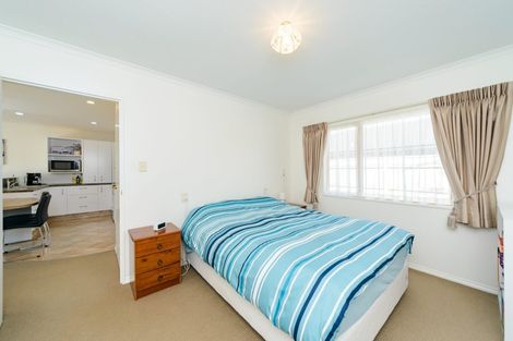 Photo of property in 8 Foxtail Fern, Kelvin Grove, Palmerston North, 4414