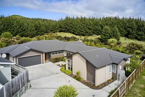 Photo of property in 44 Gray Street, Pukerua Bay, 5026