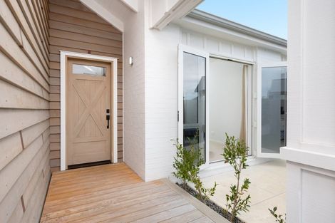 Photo of property in 10 Astelia Lane, Papamoa Beach, Papamoa, 3118