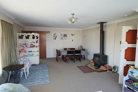 Photo of property in 16 Opie Street, Waimate, 7924