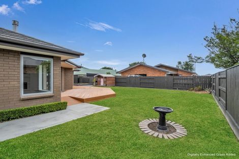 Photo of property in 3 Crabapple Close, Milson, Palmerston North, 4414