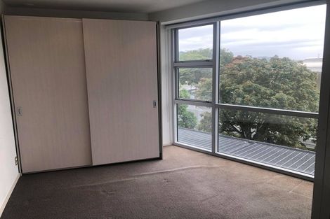 Photo of property in Summit Apartments, 7/184 Molesworth Street, Thorndon, Wellington, 6011