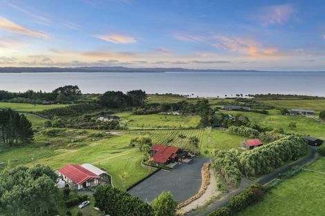 Photo of property in 337a Clarks Beach Road, Clarks Beach, Pukekohe, 2679