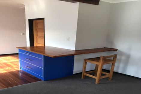 Photo of property in 27 Golf Road, Paraparaumu Beach, Paraparaumu, 5032