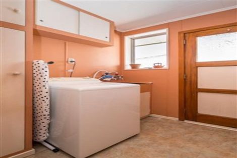 Photo of property in 38 Eastbourne Street, Caversham, Dunedin, 9012