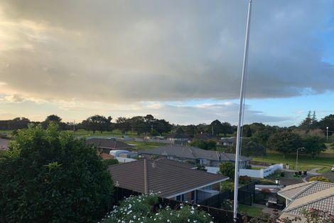 Photo of property in 18 Claridge Place, Mount Maunganui, 3116