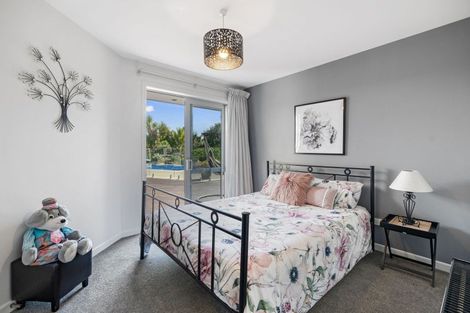 Photo of property in 6 Summerfield Way, Parahaki, Whangarei, 0112