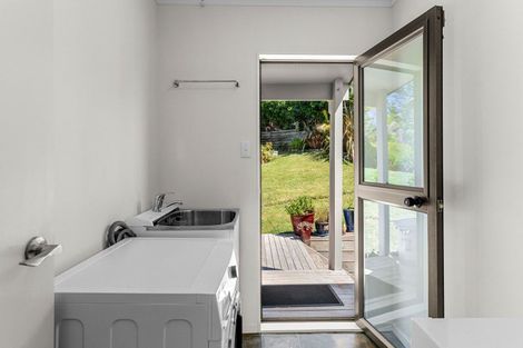 Photo of property in 140 Old Onerahi Road, Onerahi, Whangarei, 0110