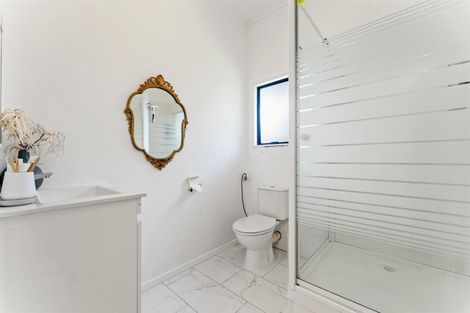 Photo of property in 17 Caroline Heights, Omaha, 0986