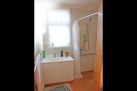 Photo of property in 4 Burn Street, Holmes Hill, Oamaru, 9401