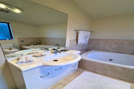 Photo of property in Elkridge Apartments, 21/64 Marina Drive, Frankton, Queenstown, 9300