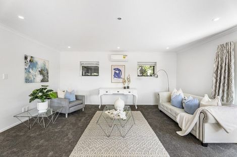Photo of property in 1a Parkwood Crescent, Gulf Harbour, Whangaparaoa, 0930