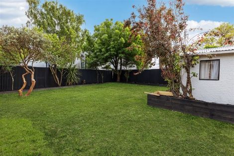 Photo of property in 37 Somerset Crescent, Spreydon, Christchurch, 8024