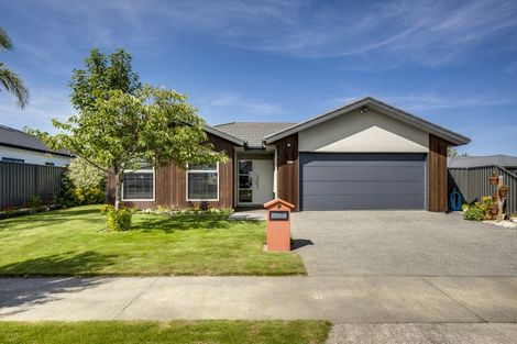 Photo of property in 22 Pukaki Place, Poraiti, Napier, 4112