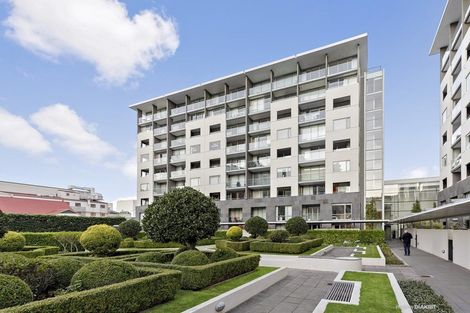 Photo of property in Sanctum Apartment, 10 Ebor Street, Te Aro, Wellington, 6011