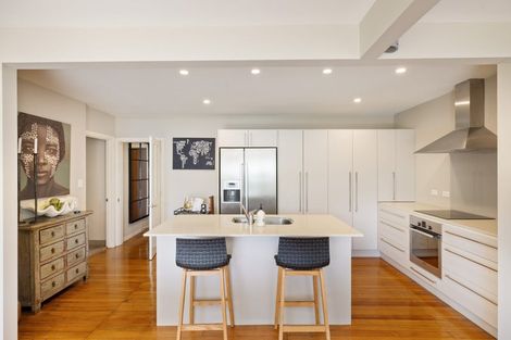 Photo of property in 118 Hamilton Avenue, Ilam, Christchurch, 8041