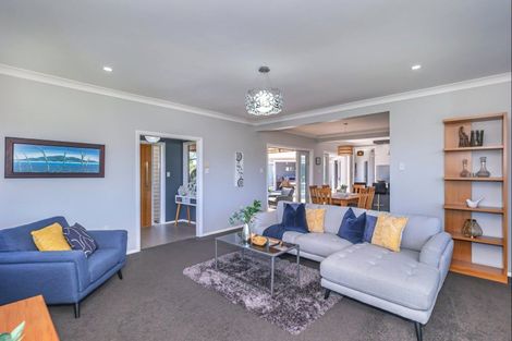 Photo of property in 28 Chester Street, Levin, 5510