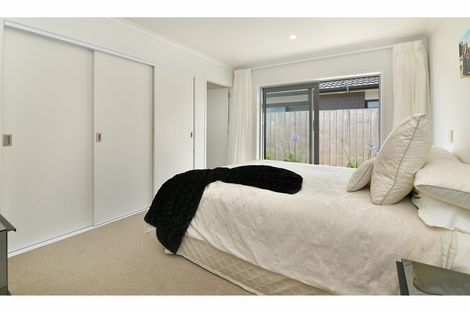 Photo of property in 43b Doment Crescent, Orewa, 0931