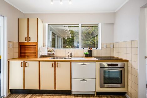 Photo of property in 6 Tregear Place, Camborne, Porirua, 5026