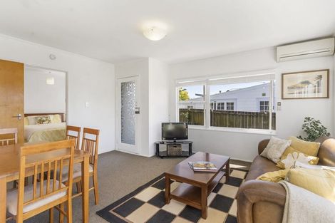 Photo of property in 1/5 Cambria Road, Devonport, Auckland, 0624