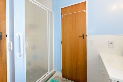 Photo of property in 11 Herbert Avenue, Cloverlea, Palmerston North, 4412