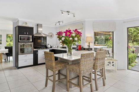 Photo of property in 10 Roger Guy Place, Welcome Bay, Tauranga, 3175