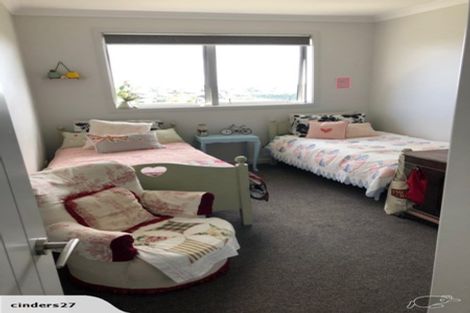 Photo of property in 7 Siemonek Rise, Bethlehem, Tauranga, 3110