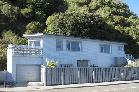 Photo of property in 237 Muritai Road, Eastbourne, Lower Hutt, 5013