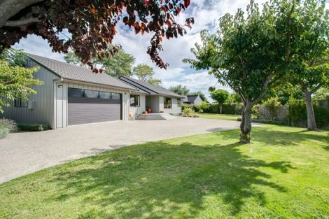 Photo of property in 18 Airini Road, Waimarama, Havelock North, 4294